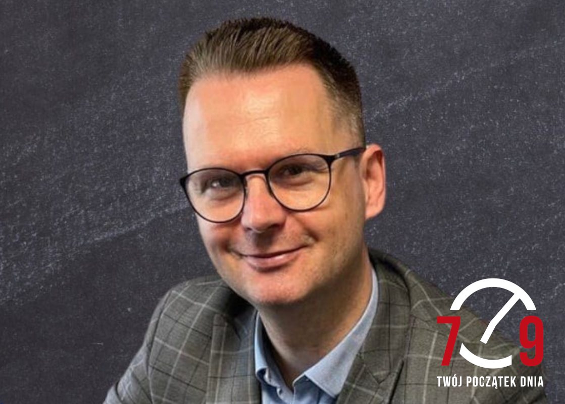 Tomasz Banek (skumani.pl) – dyrektor nadzoru dydaktycznego.